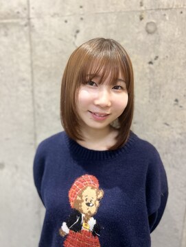 ナチュラルな丸みストレートボブ