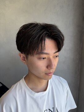 メンズココ 清澄白河店(MENS COCO) ナチュラルセンターパート毛流れ刈り上げ