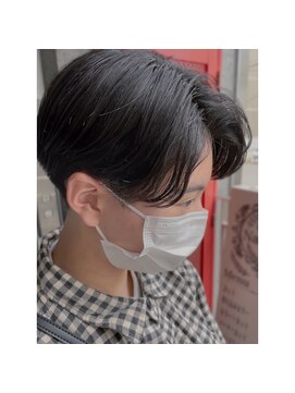 ナチュラルピー JR高槻芥川商店街店(Natural.P) 《刈り上げショート×ニュアンスパーマ》