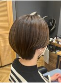 マッシュショート×ベージュカラー