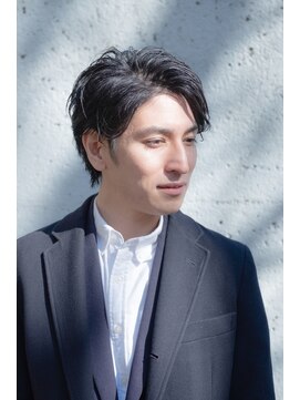 ヘアーアンドメイク ルナ(Hair&Make Runa) アップバングショート