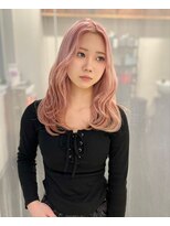 ナナ(NANA)&nbsp;ピンク/ベージュ/ケアブリーチ/カラー/レイヤーカット