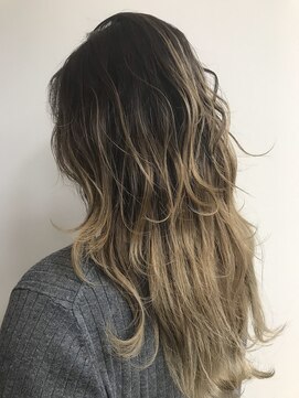 リアン(Lien) 外国人風バレイヤージュ/エアタッチ/グラデーションカラー