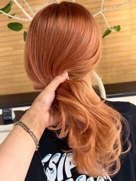 フリーク(FLEEK) レイヤーカット髪質改善ダブルカラーブリーチ