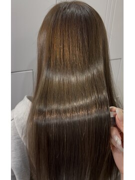 ハロバイシーン(Halo by seen.) 美髪矯正/髪質改善カラー/髪質改善トリートメント［札幌/大通］