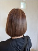 ショートボブ