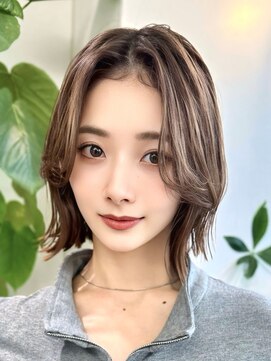 サンド 大阪梅田(sand) ココアベージュ/クラゲヘアー/オリーブグレー/くびれボブ