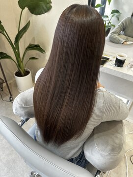 ベル サウス(BHEL south) 津市ロングレイヤーカットハッシュカット透明感カラー重めロング