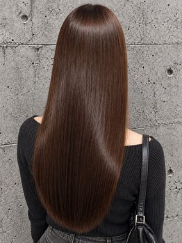 レヴィーヘアー(Revie hair)の写真/《九産大/香住ケ丘》クセ、うねりなどの髪のストレス解消！プチプラで憧れのうるサラストレートをGet☆