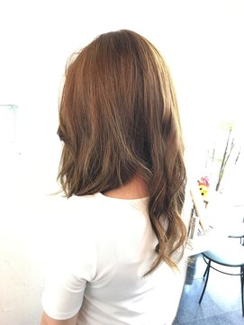 ル ボー ソレーユ 春夏にもってこいのアッシュグレージュ