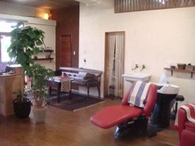 ヘアーサロン ラパン(Lapin)の雰囲気(シャンプー台も足をのばしてリラックス♪)