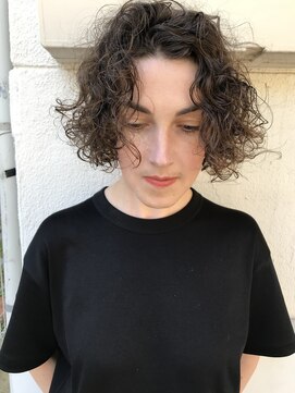 ムジーク(Musiiik) カーリーボブ