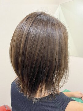 ベルポ(Bellpo) *外ハネボブ/オリーブグレージュ*