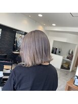 リー 京都西院(Lee)&nbsp;【Lee京都西院 店長】グレージュホワイト