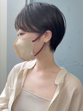 ビュー フクオカ(VIEW FUKUOKA) 美髪にオトナかわいいホワイトグレージュネビージュショートボブ