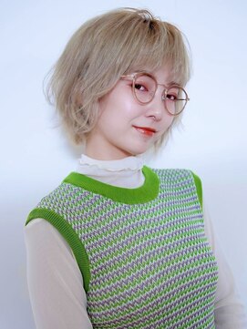 ニューヨークニューヨークマザーズ(NYNY Mothers) ハイトーンショート×シルキーベージュ