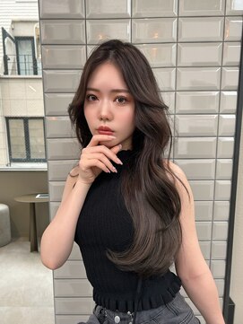 リリー(Lilley) 【lilley 稲永麻衣】韓国ヘア×レイヤーカット 天神/今泉