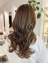 ステア ケース(stair case)&nbsp;2ヶ月前にハイライトしたばかりだけど毎回やるべきなの？