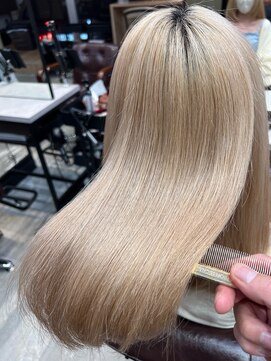 アディクト 東陽町西口(addict) ホワイトブリーチ毛でもできる髪質改善縮毛矯正ツヤ髪［東陽町］