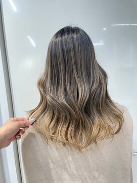 ノーバル バイ シエスタ 池袋(NoVal by siesta) ブロンドバレイヤージュ