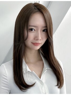 デバイス(de.vise) 髪質改善トリートメント・縮毛矯正でサラツヤ髪へ♪