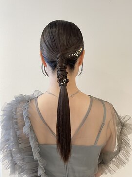 ユーフォリア 青山(Euphoria) お呼ばれタイトアレンジ【担当yuki】