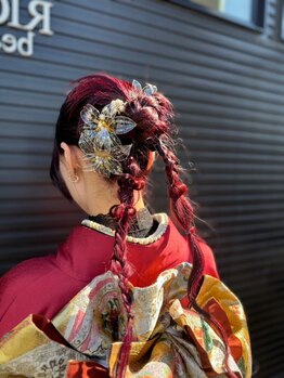 リッチェ(RICHE)の写真/特別な日を素敵に演出してくれる♪着付けはRICHEにお任せください！プロの技術で長時間でも着崩れしない◎