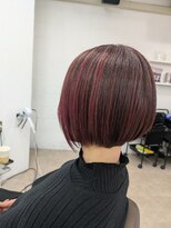 ラヴィリス バイ レム(Raviliss by rem)&nbsp;チェリーレッド×前下がりボブ