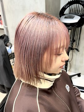 エリマ 調布(elima) 調布レディースダブルカラーペールピンク切りっぱなしボブ