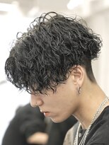 オーバル ジングウマエ(OVARL jingumae)&nbsp;フェザーパーマ/メンズパーマ/シャドウパーマ/縦落ちパーマ