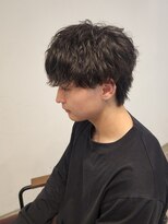 ニアウ 伊勢崎連取店(Niau)&nbsp;MEN’S HAIR/サーフカール/刈り上げセンターパート/伊勢崎