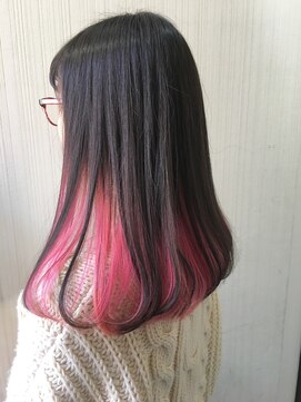 トムキャット(TOM CAT) 春 ブリーチカラー インナーカラー ピンク