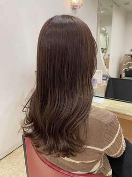 e.m.a プレミアムビューティーサロン 栄駅店(e.m.a PREMIUM BEAUTY SALON) 大人ナチュラルロング