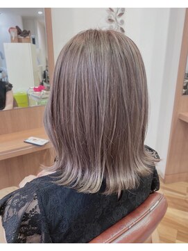 ルシードスタイルビーシャイン(LUCIDO STYLE B SHINE) 豊橋ビーシャイン★シークレットハイライト×ミルクティベージュ