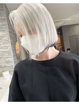 シャルム(Charme) ホワイト裾カラー