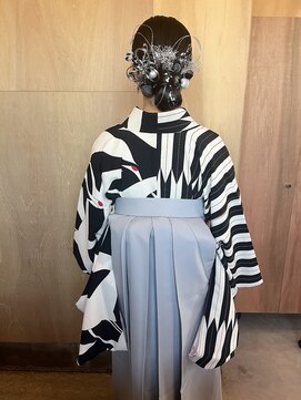 エン(EN) クールモダン袴スタイル