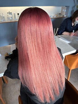 クララ カシハラ(CLALA Kashihara) ブリーチカラーピンク/髪質改善