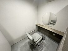 ビーリアン(B-LIEN)の雰囲気（半個室空間で美容室の時間を特別な時間に。）