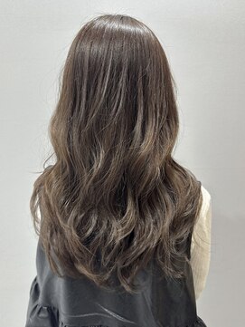 ルシードスタイルレーヴ(LUCIDO STYLE REVE) グレージュカラー×レイヤースタイル