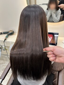 リラ バイ ミラ 新宿(LILA by MILA) 美髪ストレート/うるつやロング/髪質改善/酸性ストレート