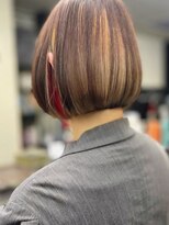 ミムデオム(MIMU de HOMME)&nbsp;ミニボブ×ハイライト×インナーカラー