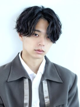 リップス 横浜(LIPPS) 波巻きパーマセンターパーマ