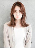 前髪なしで大人っぽく、外ハネミディアム