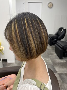 【通いやすい価格帯】キャリア20年以上の経験を持つスタイリストが、一人ひとりに丁寧に向き合います♪