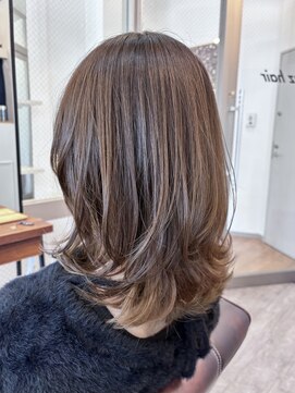 アピューズ ヘアー 梅田(Apiuz Hair) レイヤー外はねスタイル