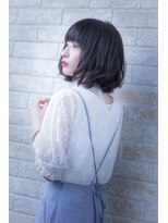 ヘアーアートシフォン 池袋西口店(Hair art chiffon)&nbsp;グレージュひし形シルエットの大人かわいい切りっぱなしボブ