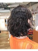 しっかりめなランダムパーマスタイル