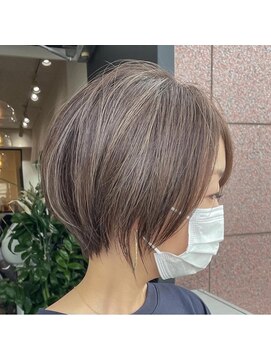 サロンドミルク 新百合ヶ丘店(salon de MiLK) 白髪活かしショート