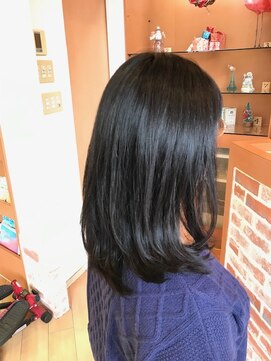 ヘアメイク エアー(hair make AIR) お手入れカンタンセミロング。