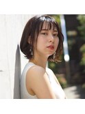 抜け感のある外ハネショートボブ